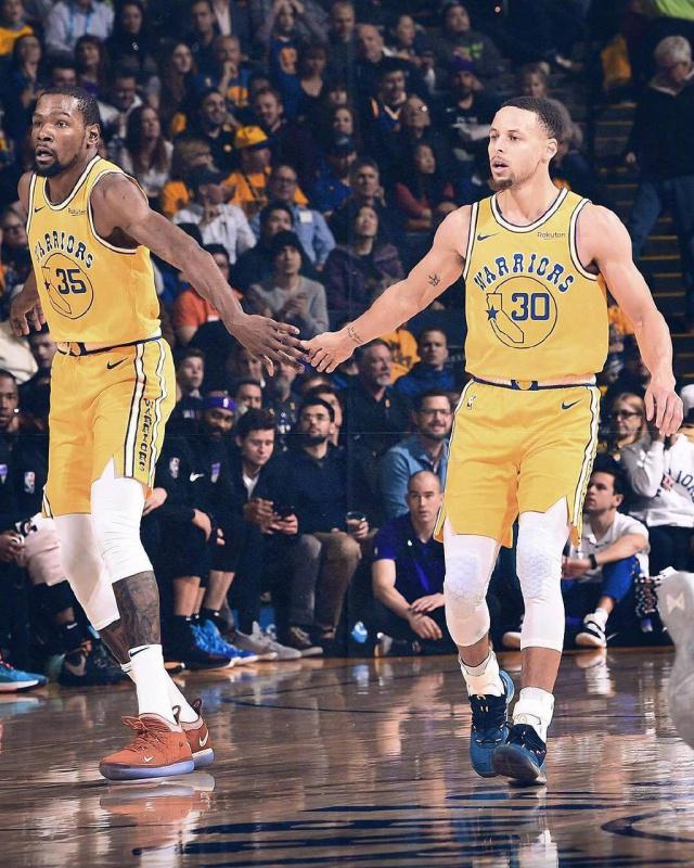 员寥寥无几 员寥寥无几